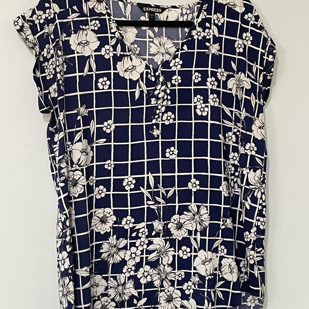 Express top L - Picture 2 of 3